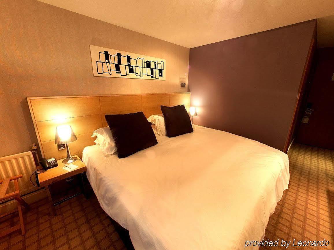 Beales Hotel Hatfield  Oda fotoğraf