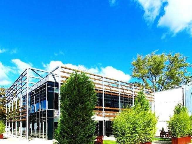 Beales Hotel Hatfield  Dış mekan fotoğraf